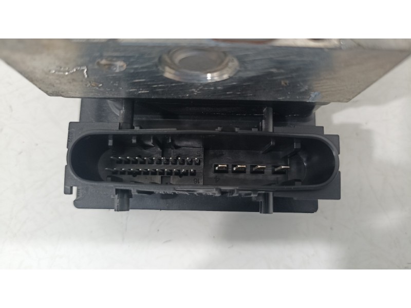 Recambio de abs para renault clio iii authentique referencia OEM IAM 8200747140  