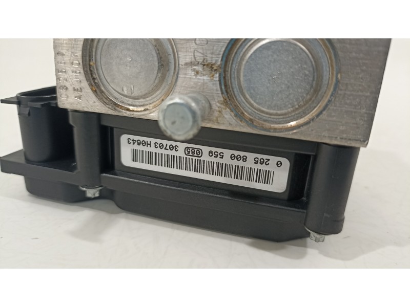 Recambio de abs para renault clio iii authentique referencia OEM IAM 8200747140  