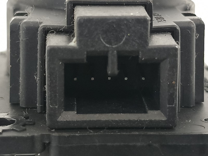 Recambio de motor apertura trampillas climatizador para citroën c-crosser xtr referencia OEM IAM CSA512T010  