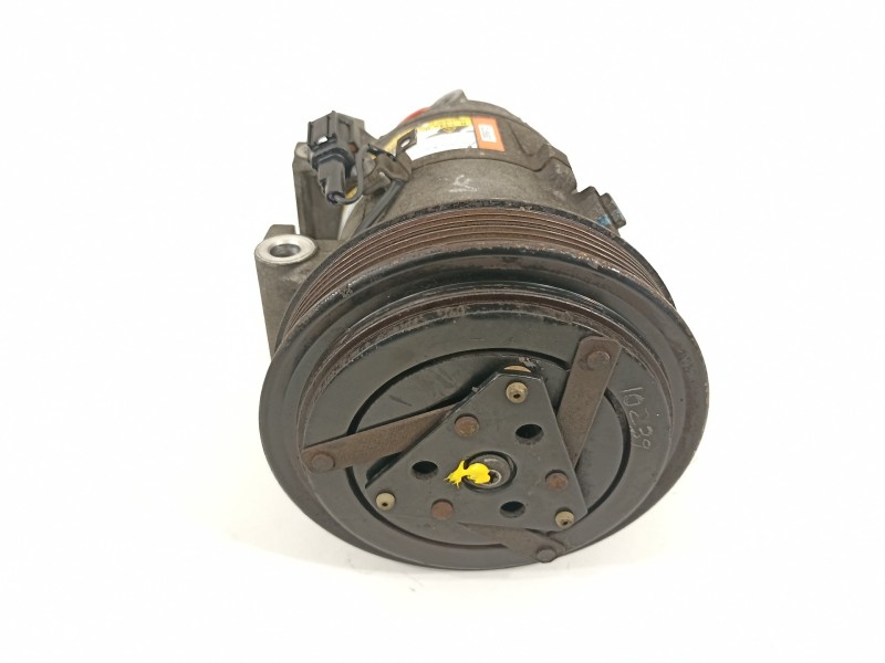 Recambio de compresor aire acondicionado para nissan almera (n16/e) acenta referencia OEM IAM 926009F510  