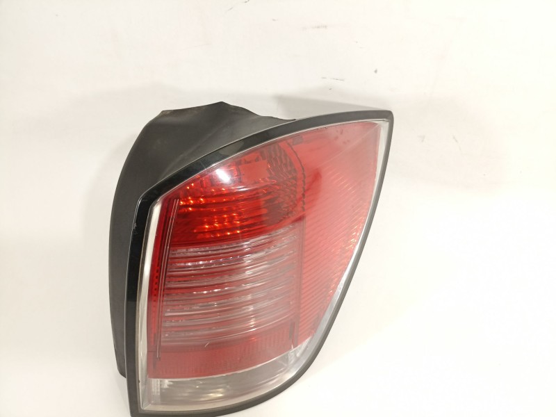 Recambio de piloto trasero derecho para opel astra h caravan cosmo referencia OEM IAM 24451840  