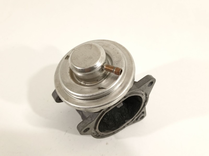 Recambio de valvula egr para seat altea (5p1) hot referencia OEM IAM 038131501AF  
