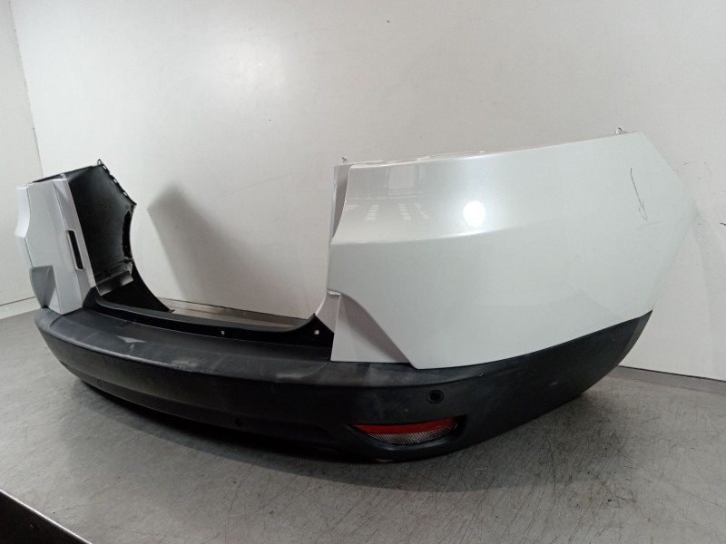 Recambio de paragolpes trasero para renault megane iii coupe bose edition referencia OEM IAM 851200003r  850b20003r