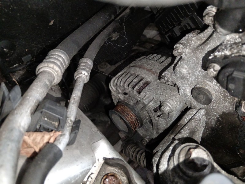 Recambio de alternador para opel corsa d cmon referencia OEM IAM   