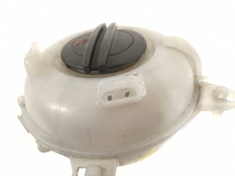Recambio de deposito expansion para volkswagen golf vii lim. gte referencia OEM IAM 8V0121407H  