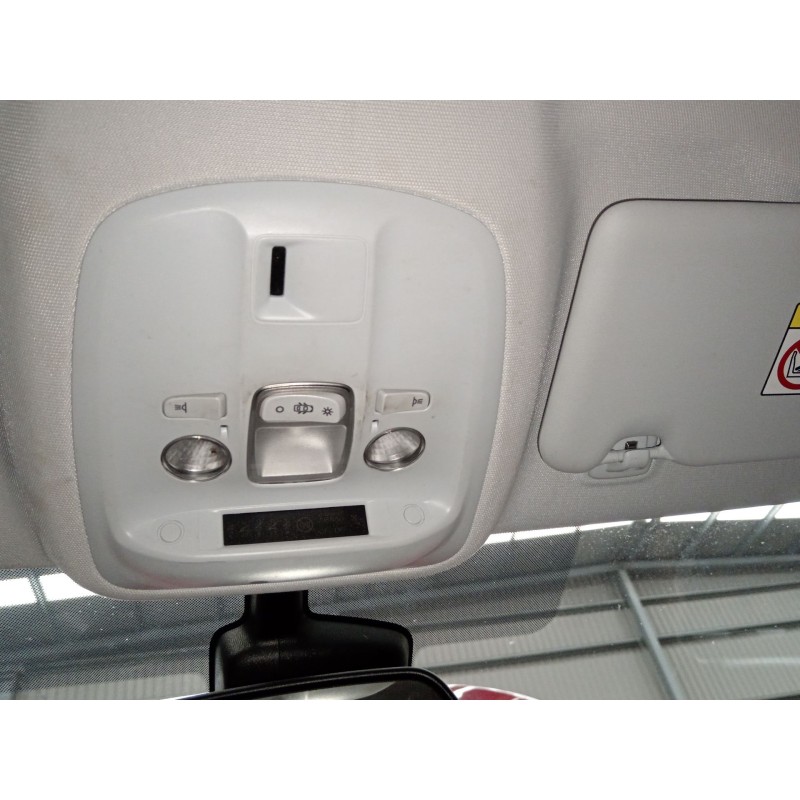 Recambio de luz interior para peugeot 308 business line referencia OEM IAM   