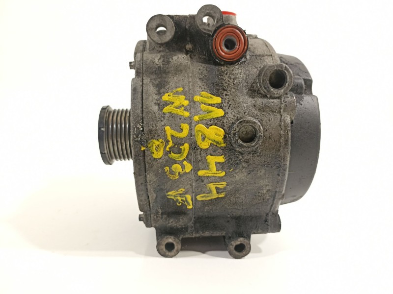 Recambio de alternador para mercedes-benz clase c (w203) berlina 220 cdi (203.006) referencia OEM IAM A0001502550  
