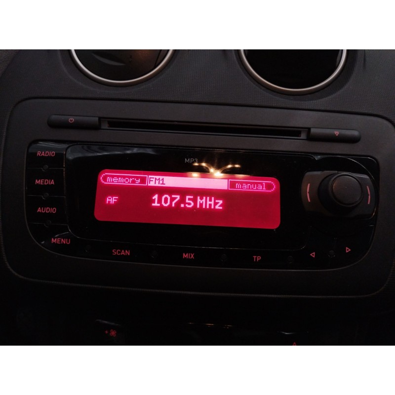 Recambio de sistema audio / radio cd para seat ibiza sc (6j1) color edition referencia OEM IAM   