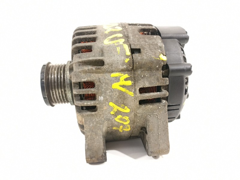 Recambio de alternador para peugeot 207 confort referencia OEM IAM 9646321780  
