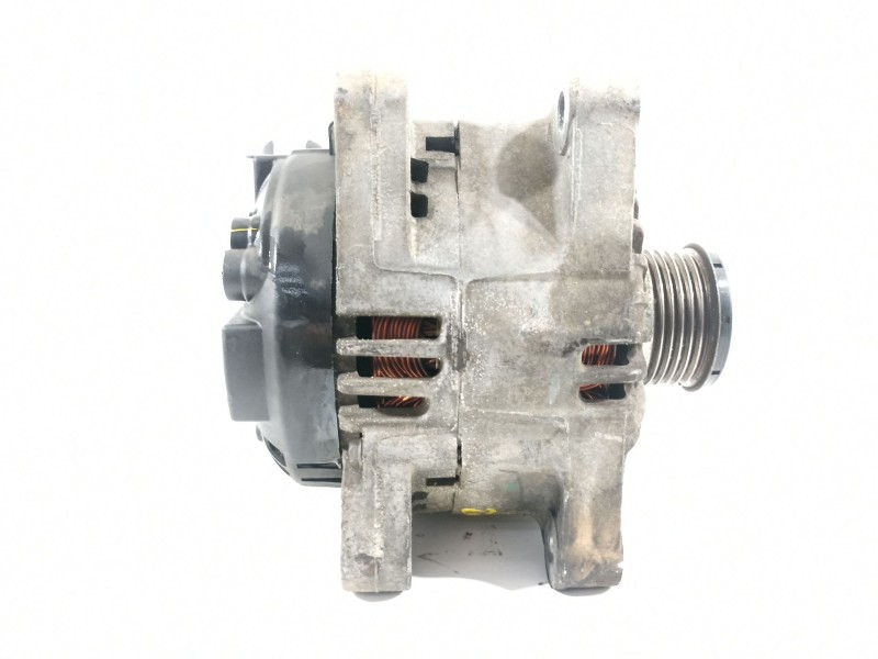 Recambio de alternador para peugeot 207 confort referencia OEM IAM 9646321780  