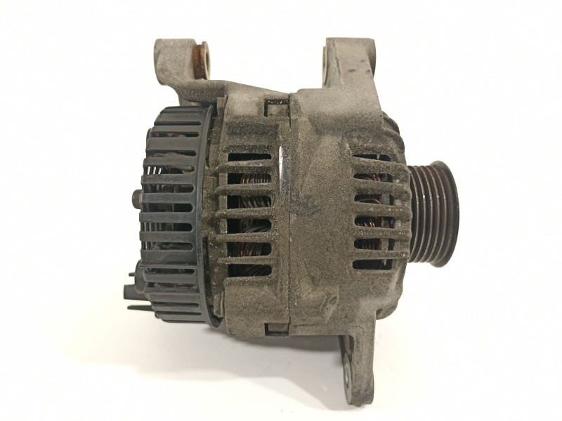 Recambio de alternador para peugeot 309 graffic diesel referencia OEM IAM 570563  