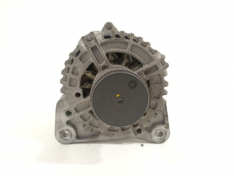 Recambio de alternador para renault clio iii 20 aniversario referencia OEM IAM 8200360480  