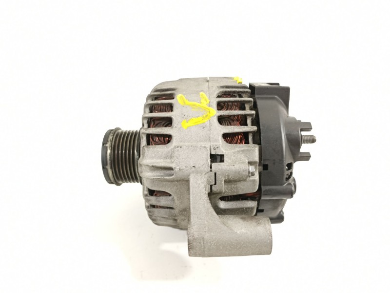 Recambio de alternador para opel insignia berlina cosmo referencia OEM IAM 13502582  