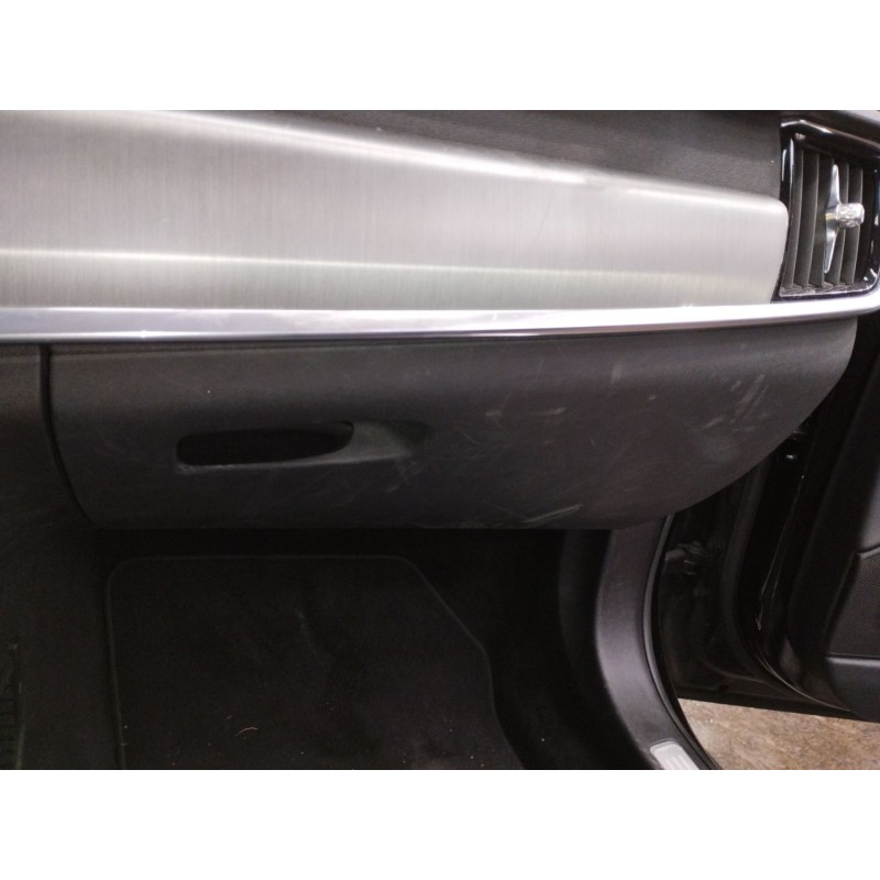 Recambio de guantera para volvo s90 lim. inscription referencia OEM IAM   