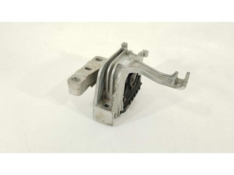 SOPORTE MOTOR DERECHO 2Q0199262K 