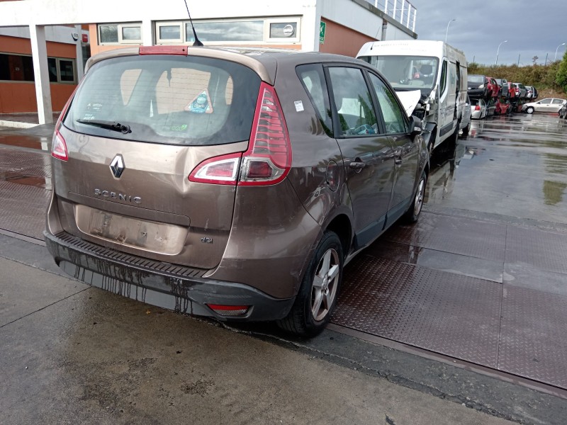 renault scenic iii del año 2010