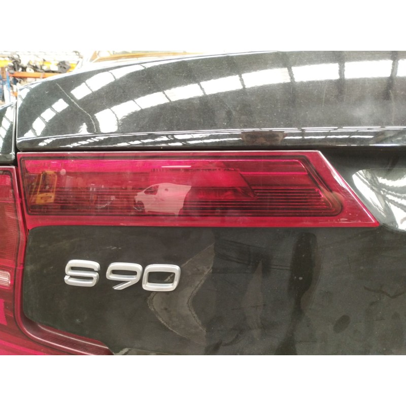 Recambio de piloto trasero izquierdo en porton para volvo s90 lim. inscription referencia OEM IAM   