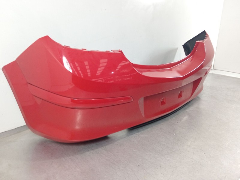 Recambio de paragolpes trasero para opel astra gtc cosmo referencia OEM IAM 374339703  