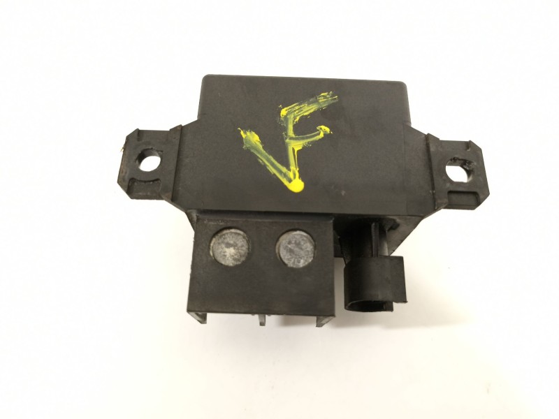 Recambio de caja precalentamiento para bmw x6 (e71) 3.5d referencia OEM IAM 7661503  V23132A2001