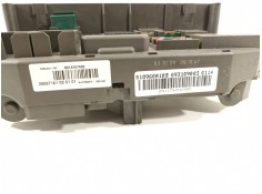 Recambio de caja reles / fusibles para bmw x6 (e71) 3.5d referencia OEM IAM 693169003  518966010b 2