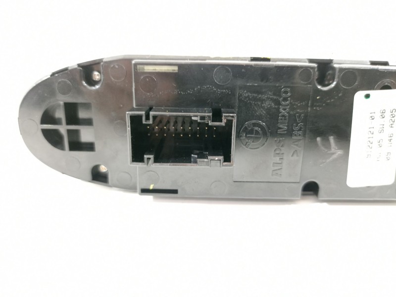Recambio de mando elevalunas delantero izquierdo para bmw x6 (e71) 3.5d referencia OEM IAM 61319122121  9122121
