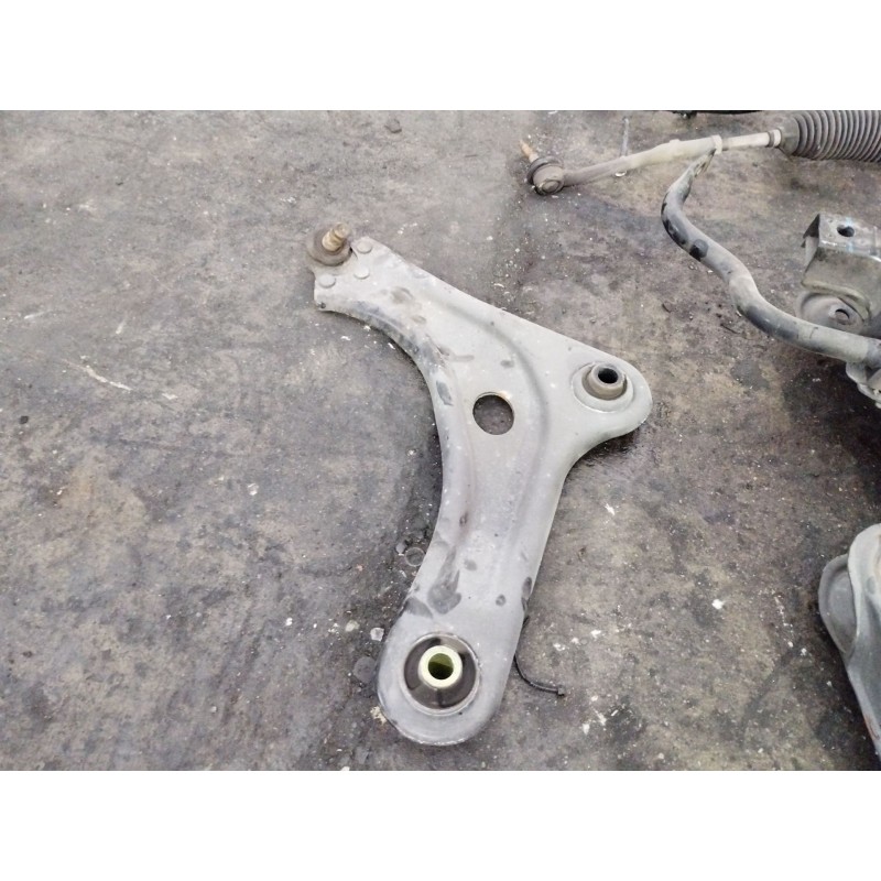 Recambio de brazo suspension inferior delantero izquierdo para citroën c3 live referencia OEM IAM   