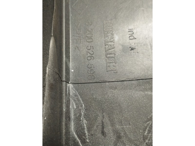 Recambio de paragolpes delantero para dacia sandero ambiance music referencia OEM IAM 8200526596  