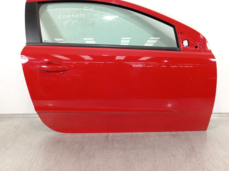 Recambio de puerta delantera derecha para opel astra gtc cosmo referencia OEM IAM   