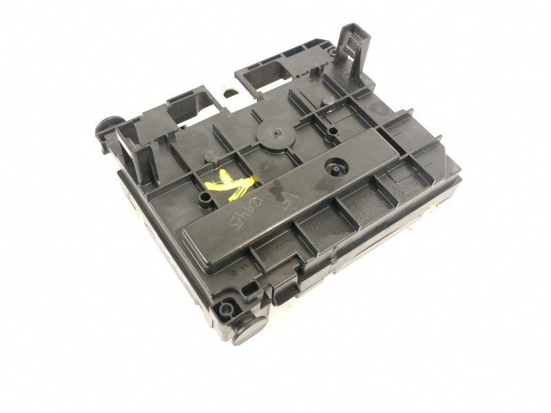 Recambio de caja reles / fusibles para citroën c4 picasso millenium referencia OEM IAM 9667044880  