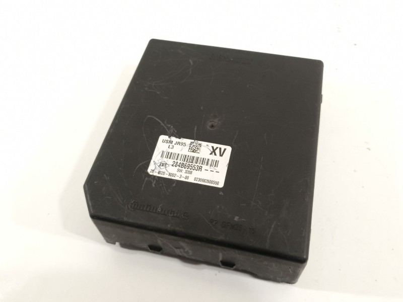 Recambio de caja reles / fusibles para renault scenic iii dynamique referencia OEM IAM 284B69553R  
