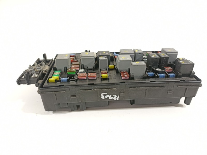 Recambio de caja reles / fusibles para chevrolet orlando lt referencia OEM IAM 13222782 529050199 13255300