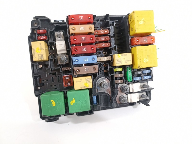 Recambio de caja reles / fusibles para peugeot 308 business line referencia OEM IAM 9804848580  