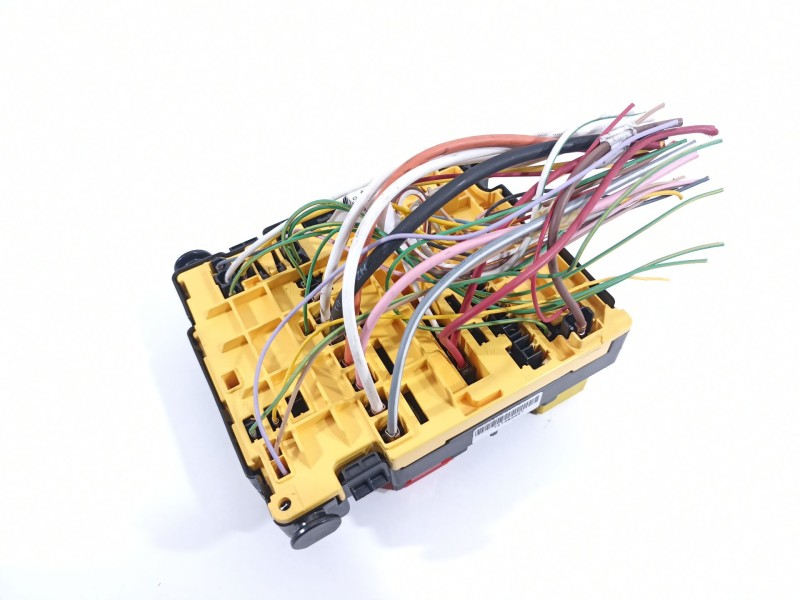 Recambio de caja reles / fusibles para peugeot 308 business line referencia OEM IAM 9804848580  
