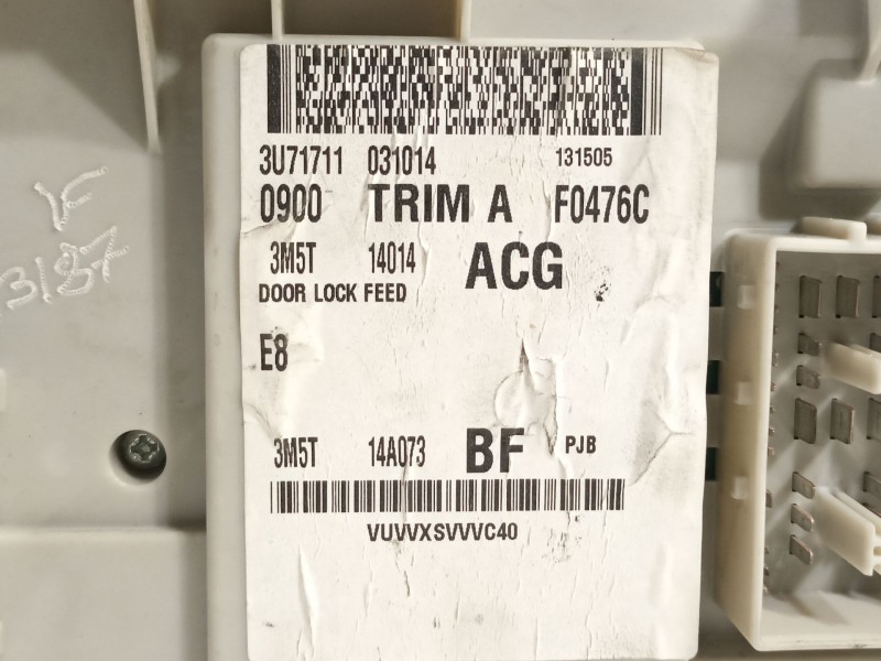 Recambio de caja reles / fusibles para ford focus c-max (cap) ambiente (d) referencia OEM IAM 3M5T14A073BF  