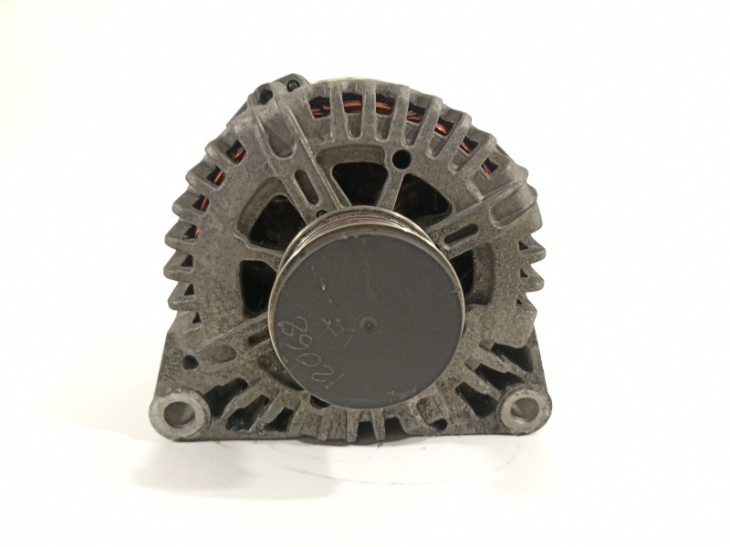 Recambio de alternador para peugeot 308 sw confort referencia OEM IAM 9646321780  