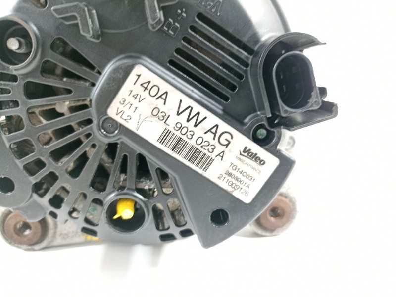 Recambio de alternador para volkswagen golf vi (5k1) advance bluemotion referencia OEM IAM 03L903023A  