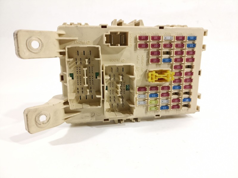 Recambio de caja reles / fusibles para hyundai i20 city s referencia OEM IAM 919511J030  