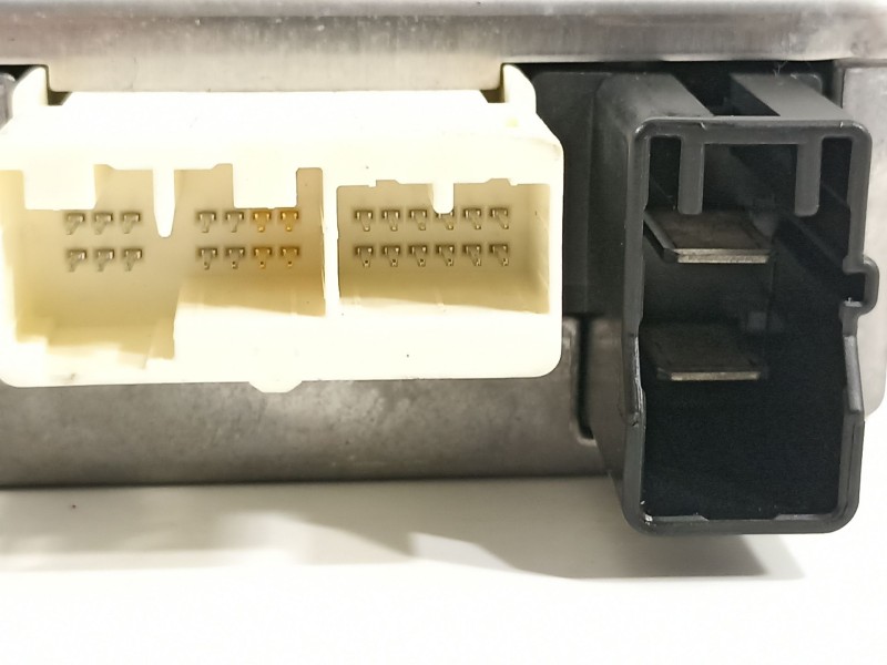 Recambio de modulo electronico para toyota rav 4 (a3) executive referencia OEM IAM 8965042040  