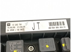 Recambio de caja reles / fusibles para opel astra h ber. enjoy referencia OEM IAM 13242781   2