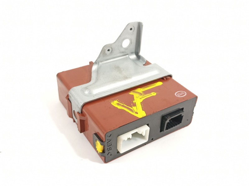 Recambio de modulo electronico para toyota rav 4 (a3) executive referencia OEM IAM 8963042010  