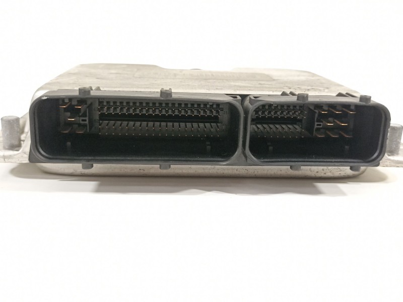 Recambio de centralita motor uce para volkswagen polo (9n3) advance referencia OEM IAM 045906019CA  