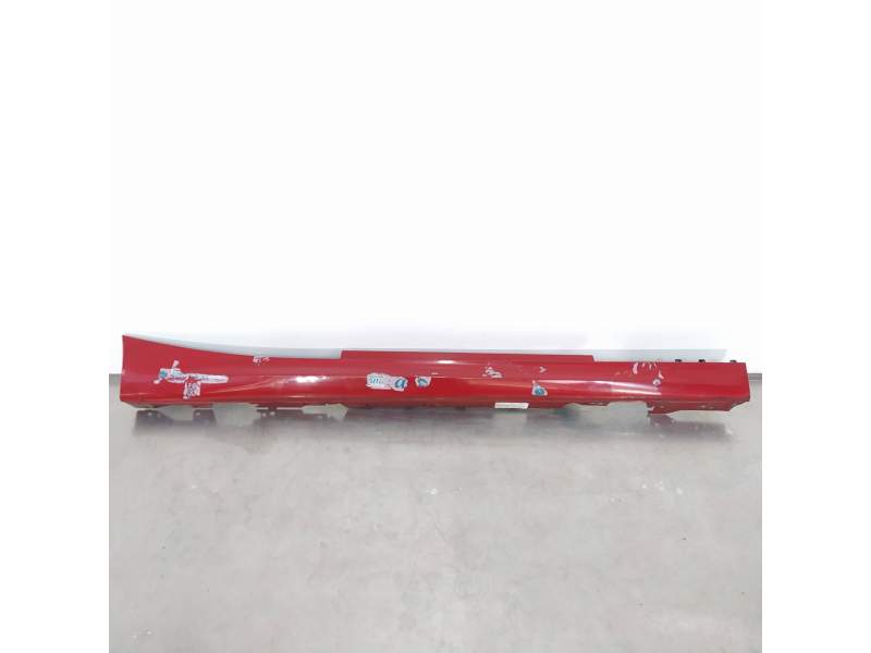 FALDON LATERAL 51778051948 15857711 875117156
