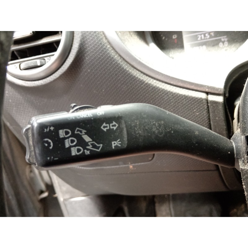 Recambio de mando volante para seat leon (1p1) reference referencia OEM IAM 5K0953521BN 5K0953502M 