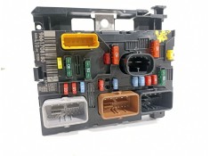 Recambio de caja reles / fusibles para peugeot 207 x-line referencia OEM IAM 9661708180