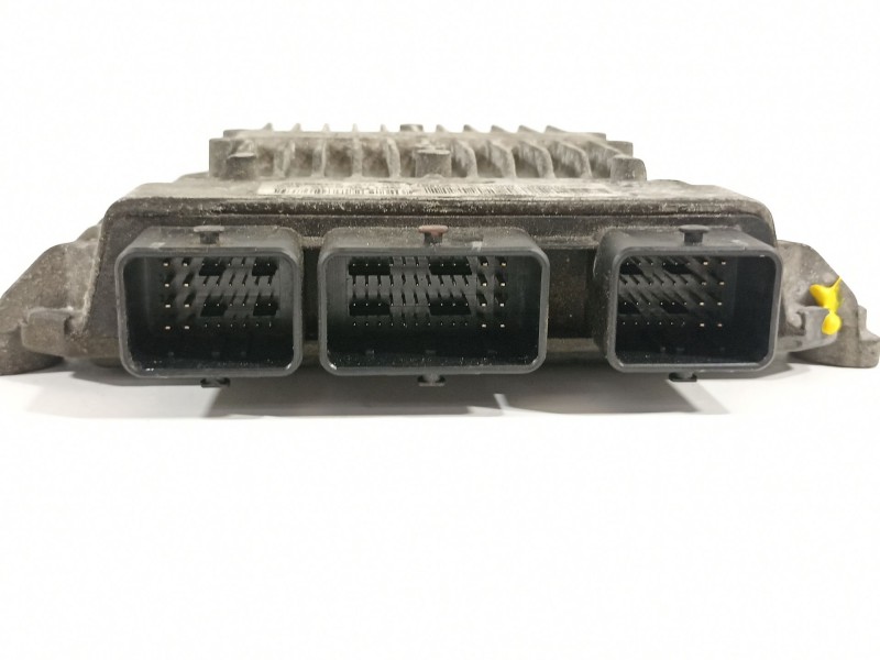 Recambio de centralita motor uce para citroën c3 1.4 hdi exclusive referencia OEM IAM 9653447480  9648624280