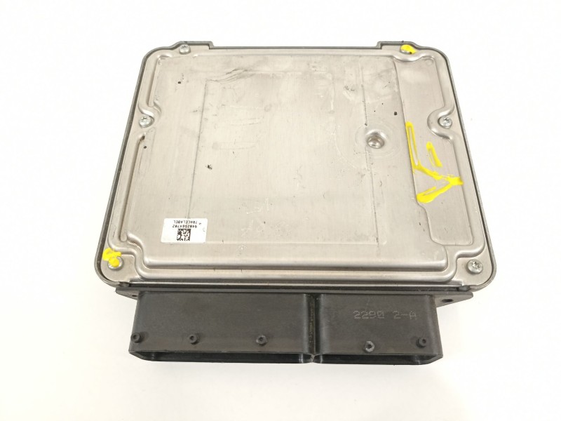 Recambio de centralita motor uce para opel insignia berlina cosmo referencia OEM IAM 55577619 0281017453 