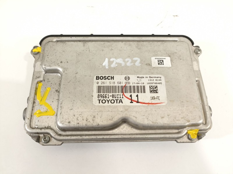 Recambio de centralita motor uce para toyota yaris active referencia OEM IAM 896610U111  0261S18601