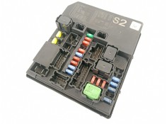 Recambio de caja reles / fusibles para nissan juke (f15) acenta referencia OEM IAM 284B71TT2B  