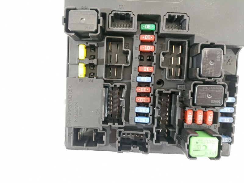 Recambio de caja reles / fusibles para nissan juke (f15) acenta referencia OEM IAM 284B71TT2B  