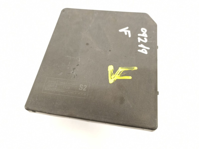 Recambio de caja reles / fusibles para nissan juke (f15) acenta referencia OEM IAM 284B71TT2B  